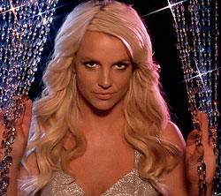  Britney Spears   'Hold It Against Me'.