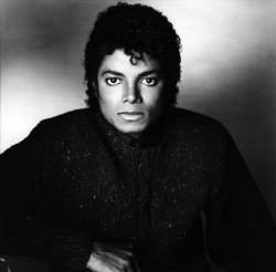 Michael-Jackson-michael-jackson-10989836-1936-1912